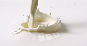 Oat milk splashing